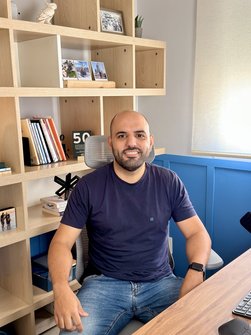 Marcos Mattos no seu escritório